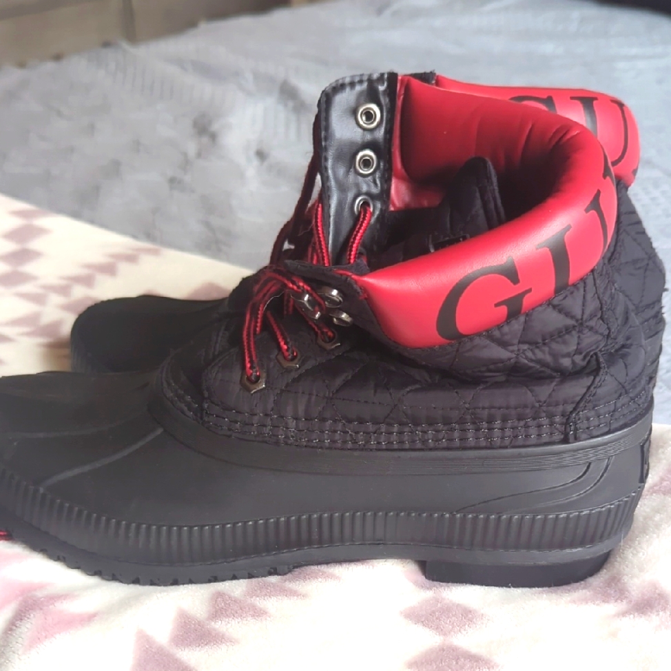 Bnwt Guess Boots Men's 9 Women's 11